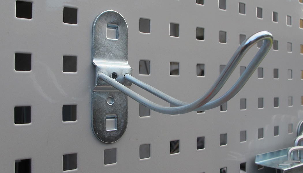 Takım Asma Kancası A-04