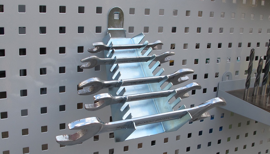 Takım Asma Kancası A-09